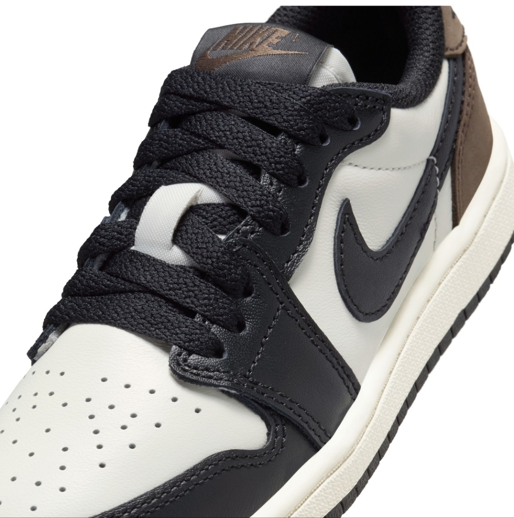 Air Jordan 1 Retro Lows OG